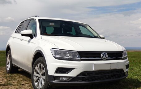 Volkswagen Tiguan II, 2018 год, 3 600 000 рублей, 3 фотография