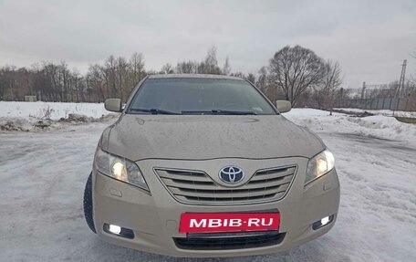 Toyota Camry, 2007 год, 965 000 рублей, 2 фотография