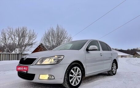 Skoda Octavia, 2011 год, 937 000 рублей, 2 фотография