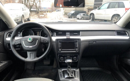 Skoda Superb III рестайлинг, 2011 год, 1 000 000 рублей, 7 фотография