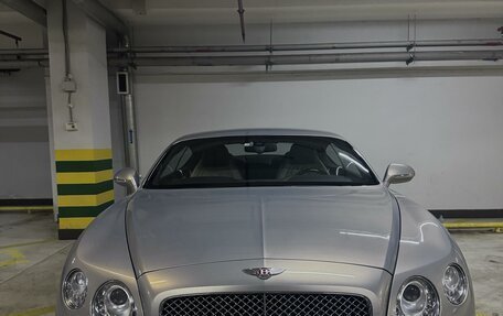 Bentley Continental GT II рестайлинг, 2015 год, 7 900 000 рублей, 3 фотография