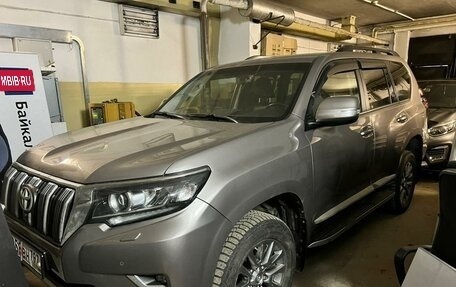 Toyota Land Cruiser Prado 150 рестайлинг 2, 2018 год, 5 100 000 рублей, 6 фотография