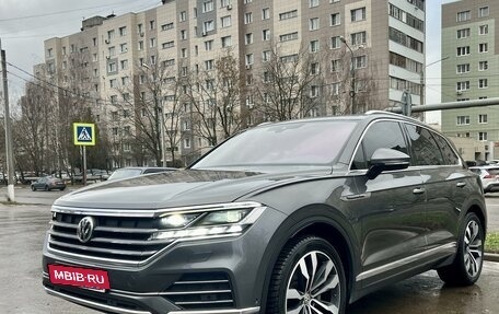 Volkswagen Touareg III, 2020 год, 5 990 000 рублей, 1 фотография