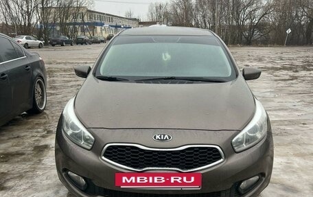 KIA cee'd III, 2015 год, 1 220 000 рублей, 16 фотография