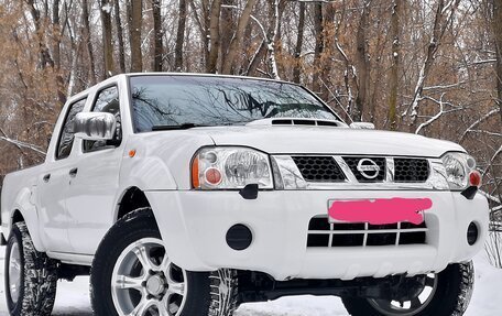 Nissan NP300, 2012 год, 1 290 000 рублей, 3 фотография