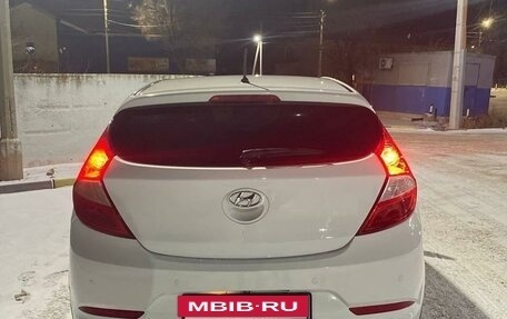 Hyundai Solaris II рестайлинг, 2016 год, 915 000 рублей, 2 фотография