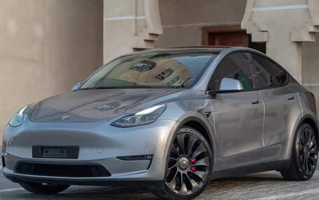 Tesla Model Y I, 2023 год, 6 615 000 рублей, 2 фотография