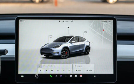 Tesla Model Y I, 2023 год, 6 615 000 рублей, 11 фотография