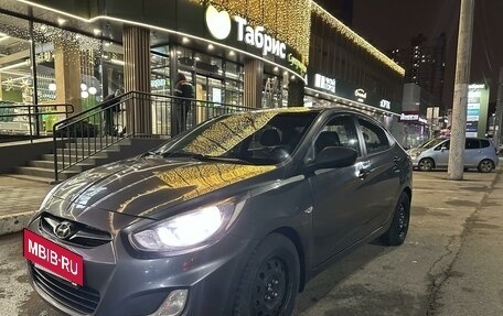 Hyundai Solaris II рестайлинг, 2014 год, 600 000 рублей, 7 фотография