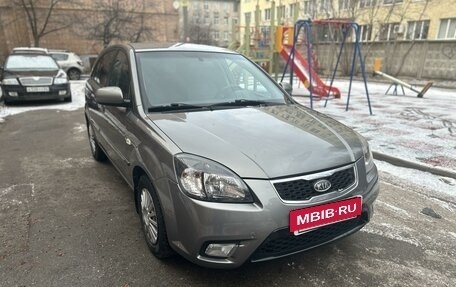 KIA Rio II, 2011 год, 780 000 рублей, 2 фотография