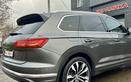 Volkswagen Touareg III, 2020 год, 5 990 000 рублей, 5 фотография