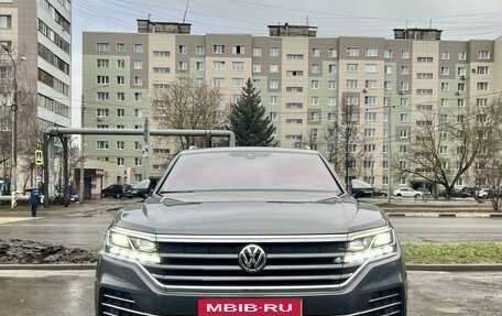 Volkswagen Touareg III, 2020 год, 5 990 000 рублей, 7 фотография