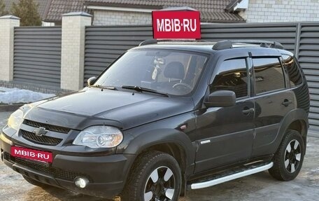 Chevrolet Niva I рестайлинг, 2012 год, 499 000 рублей, 4 фотография