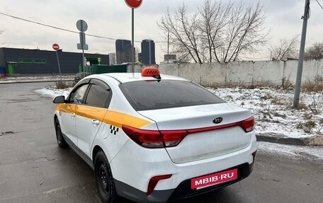 KIA Rio IV, 2017 год, 740 000 рублей, 3 фотография