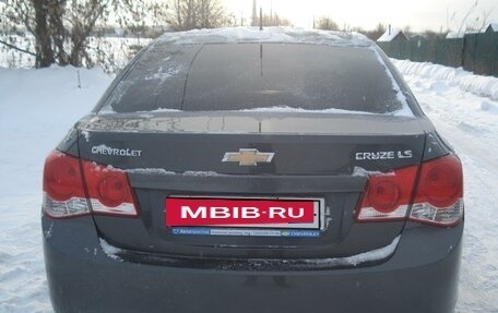 Chevrolet Cruze II, 2010 год, 638 000 рублей, 6 фотография