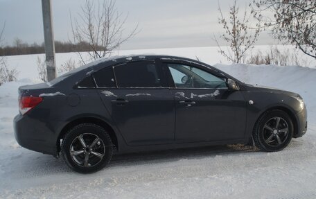 Chevrolet Cruze II, 2010 год, 638 000 рублей, 12 фотография