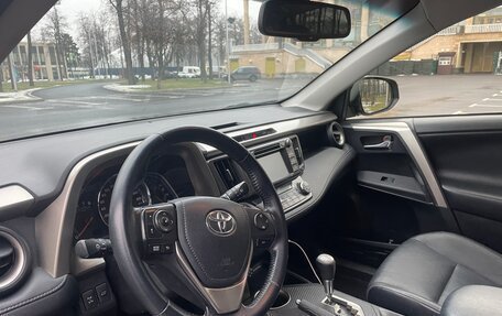 Toyota RAV4, 2014 год, 1 690 000 рублей, 15 фотография