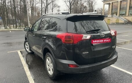 Toyota RAV4, 2014 год, 1 690 000 рублей, 6 фотография