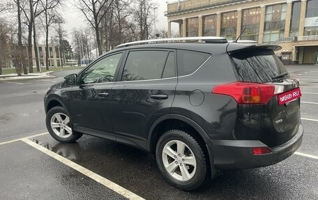 Toyota RAV4, 2014 год, 1 690 000 рублей, 5 фотография