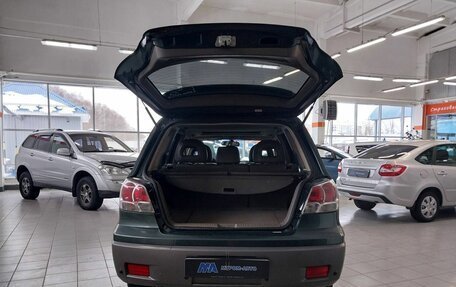 Mitsubishi Outlander III рестайлинг 3, 2003 год, 420 000 рублей, 10 фотография