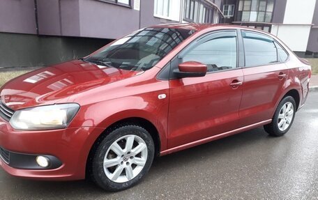 Volkswagen Polo VI (EU Market), 2012 год, 930 000 рублей, 2 фотография