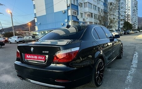 BMW 5 серия, 2008 год, 1 450 000 рублей, 21 фотография