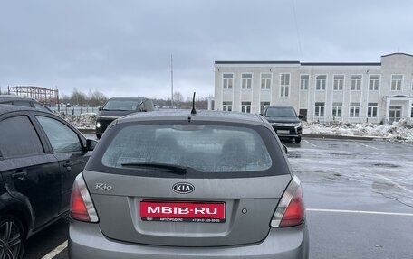 KIA Rio II, 2011 год, 700 000 рублей, 1 фотография