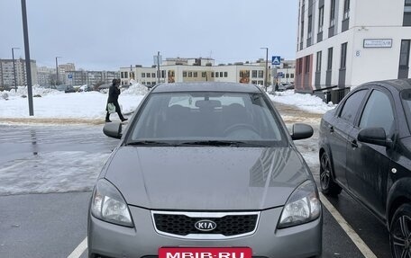 KIA Rio II, 2011 год, 700 000 рублей, 2 фотография