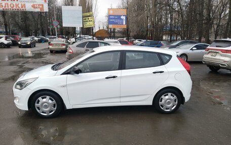 Hyundai Solaris II рестайлинг, 2015 год, 790 000 рублей, 22 фотография