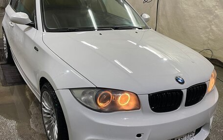 BMW 1 серия, 2007 год, 780 000 рублей, 2 фотография