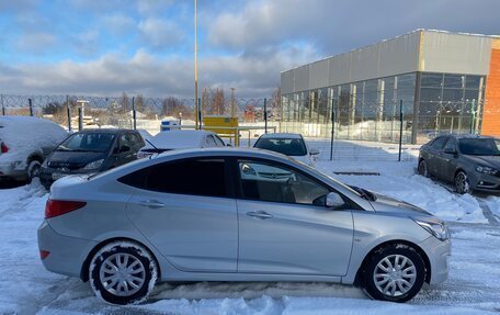 Hyundai Solaris II рестайлинг, 2015 год, 997 000 рублей, 6 фотография