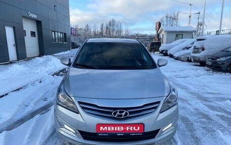 Hyundai Solaris II рестайлинг, 2015 год, 997 000 рублей, 9 фотография