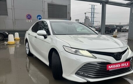 Toyota Camry, 2020 год, 3 249 000 рублей, 3 фотография