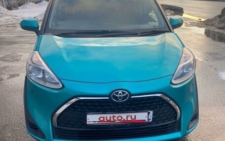 Toyota Sienta II, 2019 год, 1 670 000 рублей, 9 фотография