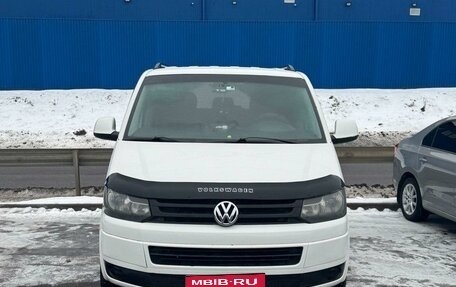 Volkswagen Caravelle T5, 2012 год, 1 760 000 рублей, 6 фотография