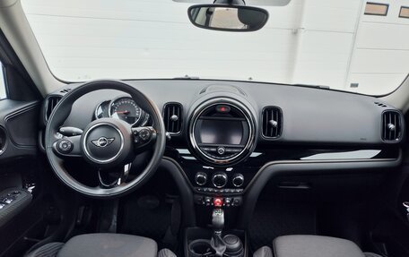 MINI Countryman II (F60), 2018 год, 2 800 000 рублей, 10 фотография