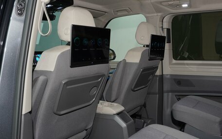 Volkswagen Multivan, 2022 год, 6 769 000 рублей, 13 фотография