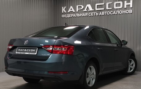 Skoda Superb III рестайлинг, 2018 год, 2 520 000 рублей, 2 фотография