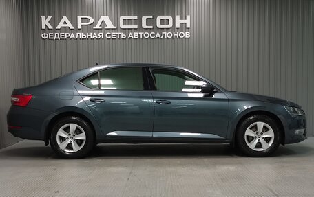 Skoda Superb III рестайлинг, 2018 год, 2 520 000 рублей, 6 фотография