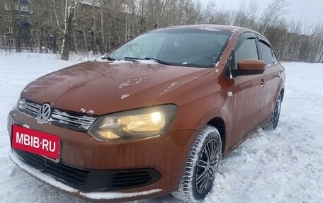 Volkswagen Polo VI (EU Market), 2011 год, 560 000 рублей, 1 фотография