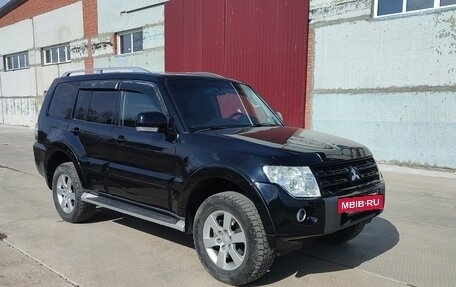 Mitsubishi Pajero IV, 2007 год, 1 500 000 рублей, 2 фотография