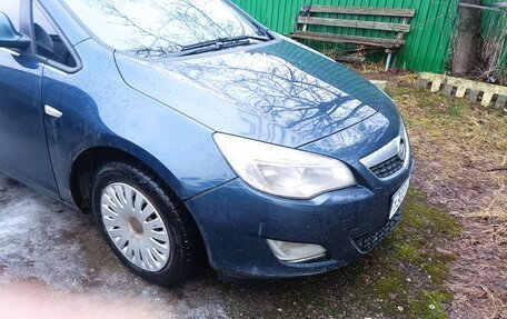 Opel Astra J, 2011 год, 720 000 рублей, 4 фотография