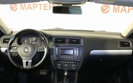 Volkswagen Jetta VI, 2013 год, 1 099 000 рублей, 17 фотография