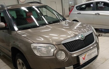 Skoda Yeti I рестайлинг, 2011 год, 800 000 рублей, 2 фотография