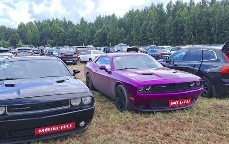 Dodge Challenger III рестайлинг 2, 2012 год, 2 222 222 рублей, 10 фотография