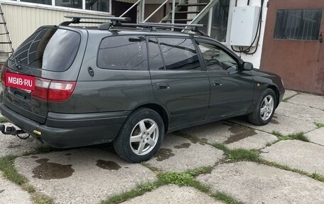 Toyota Caldina, 1993 год, 530 000 рублей, 3 фотография