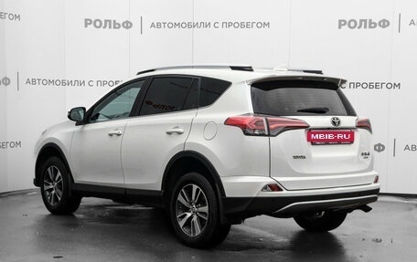 Toyota RAV4, 2017 год, 2 350 000 рублей, 7 фотография