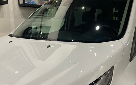 Ford Tourneo Connect II рестайлинг, 2019 год, 2 300 000 рублей, 5 фотография