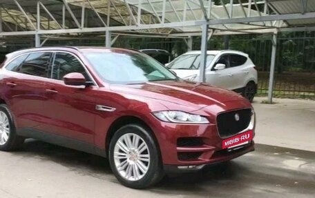 Jaguar F-Pace, 2016 год, 3 250 000 рублей, 9 фотография