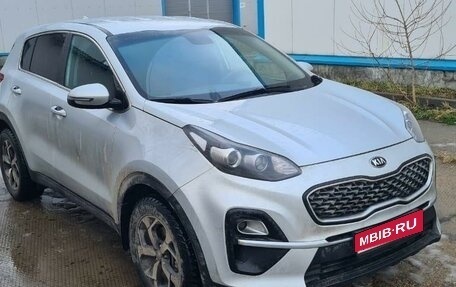 KIA Sportage IV рестайлинг, 2019 год, 2 300 000 рублей, 1 фотография